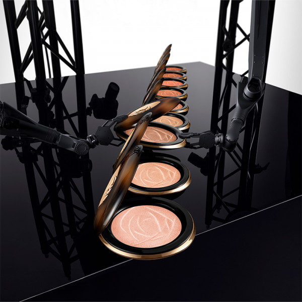 teint-idole-ultra-wear-ce-skin-transforming-bronzer