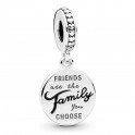 Charm colgante en plata de ley Los Amigos Son Familia 798124EN16