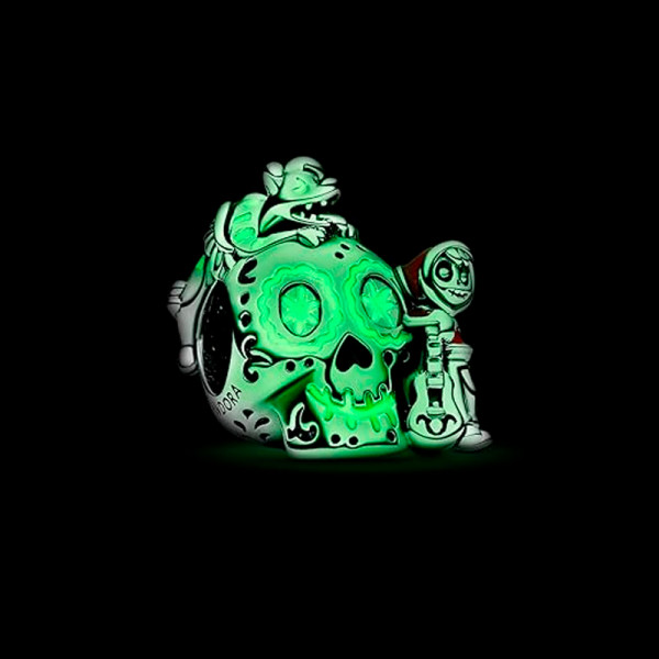 charm-calavera-de-miguel-y-dante-de-coco-de-disney-pixar-que-brilla-en-la-oscuridad-792817c01