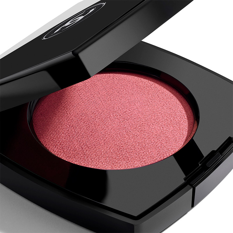 creme-rouge-in-pulver