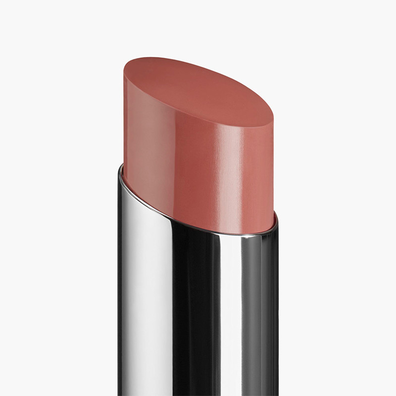 The Long-Lasting Moisturizing and Plumping Lipstick. Intense Color and Shine.