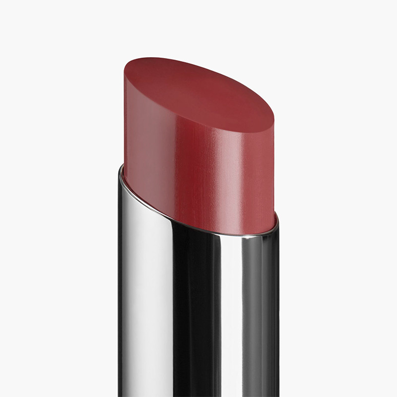 The Long-Lasting Moisturizing and Plumping Lipstick. Intense Color and Shine.