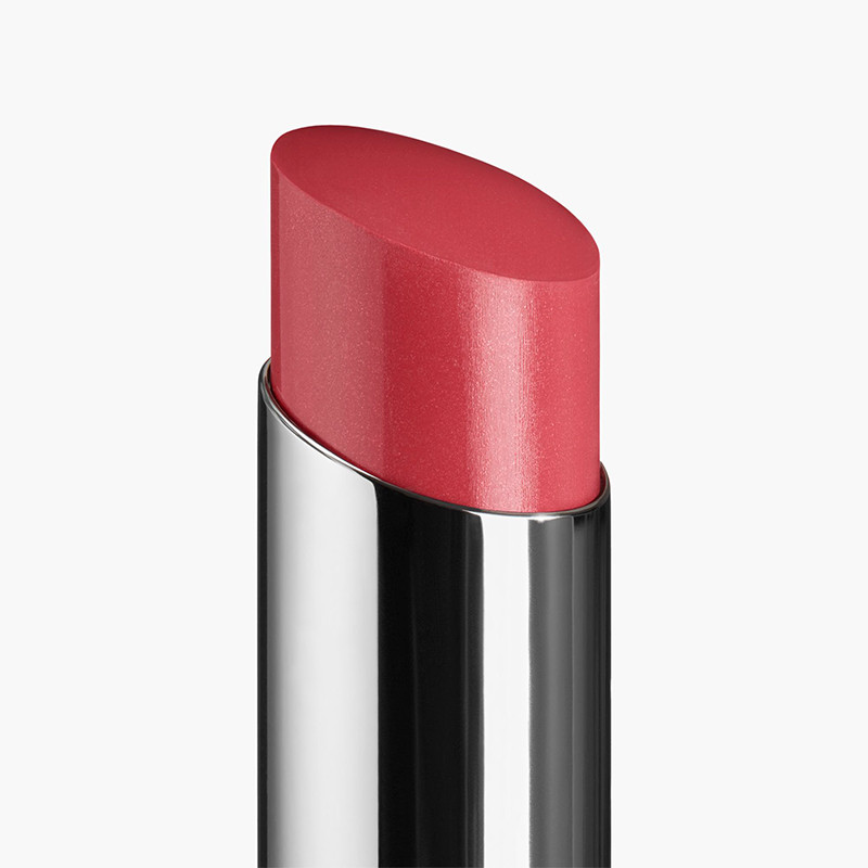 the-long-lasting-moisturizing-and-flupping-lipstick-intense-color-and-brightness