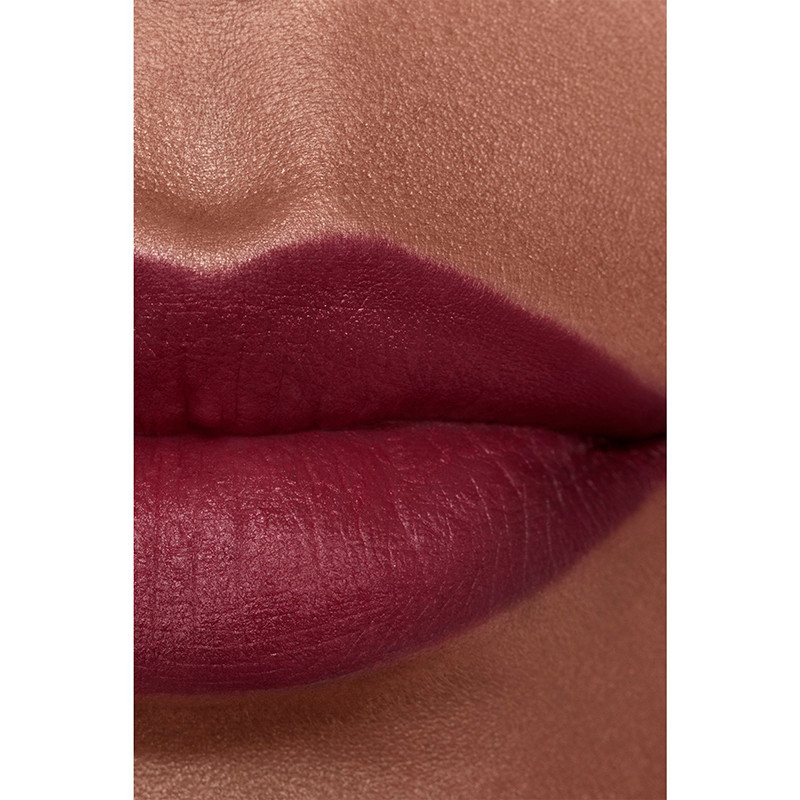 The Luminous Velvety Lipstick