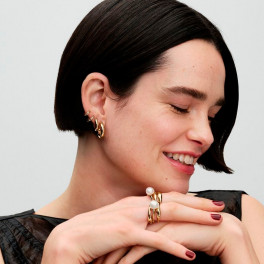 round-hoop-earrings-263320c00.jpg