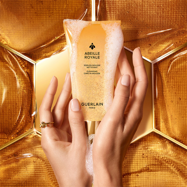 ABEILLE ROYALE Cleansing Care-In-Mousse