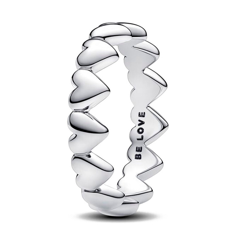Pandora Anillo Fila de Corazones 193427C00