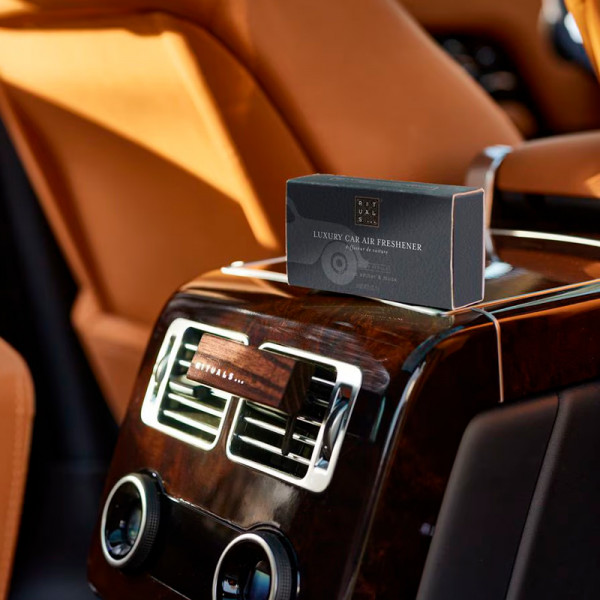 life-is-a-journey-homme-car-perfume