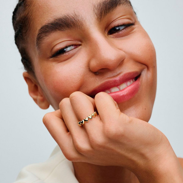 anillo-fila-de-corazones-163427c00 anillo-fila-de-corazones-163427c00