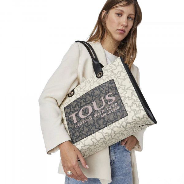 Tous Amaya-Tasche