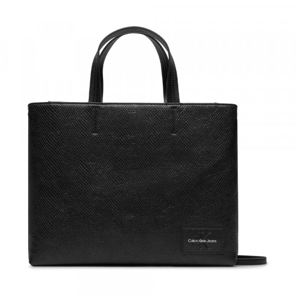 sculpted-tote-bag