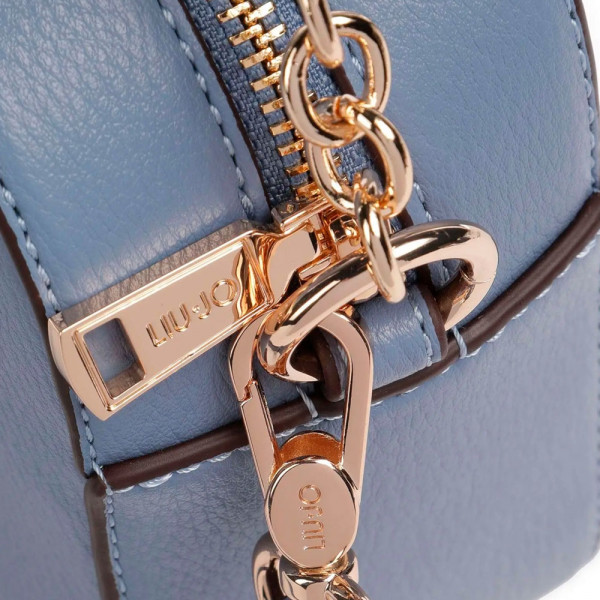 cross-over-umhangtasche-aus-blauem-denim