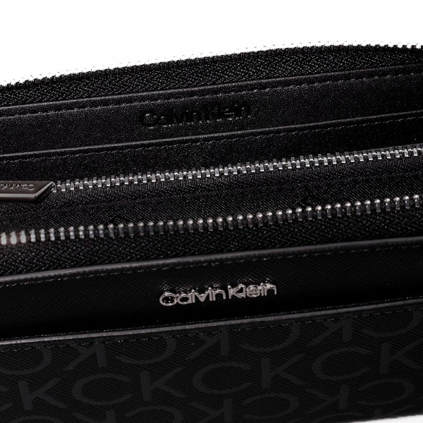 large-zip-around-wallet