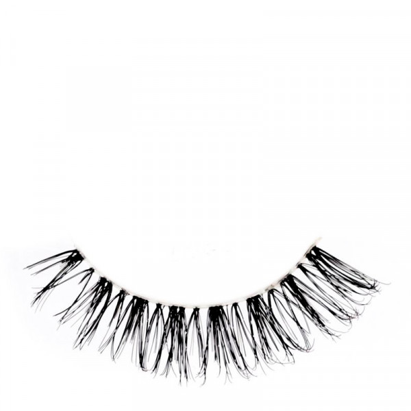 false-eyelashes