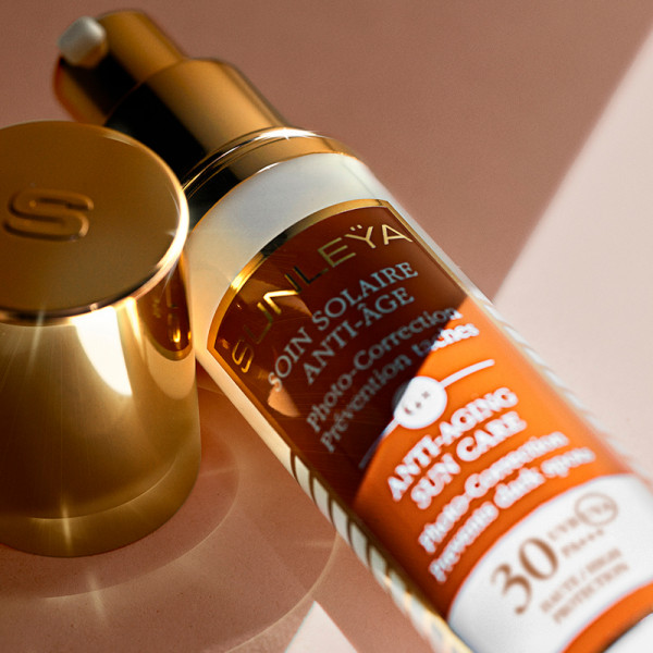 sunleya-soin-solaire-anti-age-spf30-protector-facial