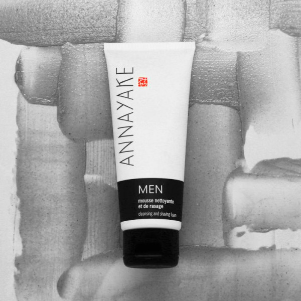 men-mousse-nettoyante-et-de-rasage