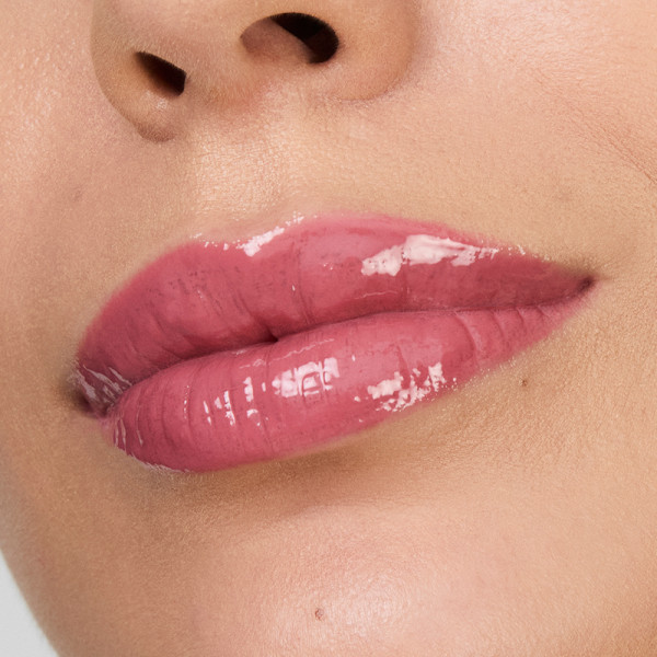 pure-color-melt-on-lipstick