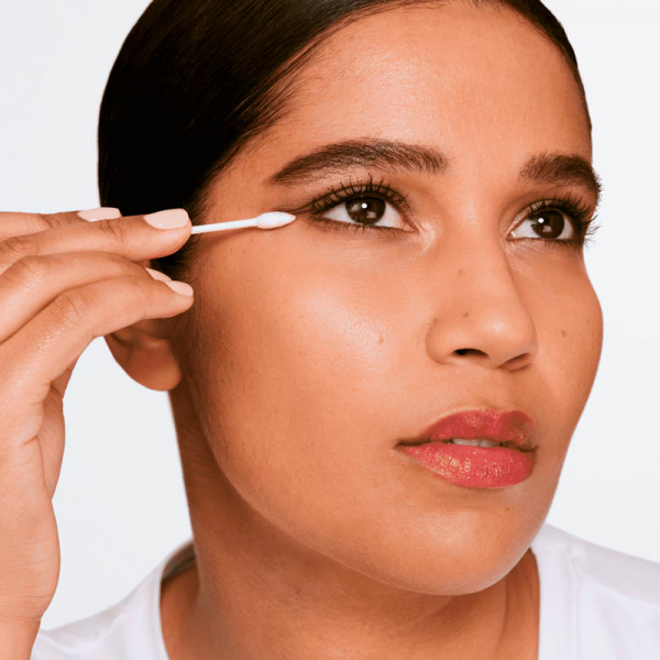 rinse-off-eye-makeup-solvent