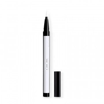 ultrapraziser-eyeliner-marker-intensive-wasserfeste-farbe