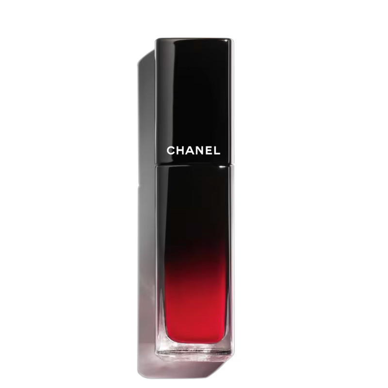 der-langanhaltende-brillante-flussige-lippenstift