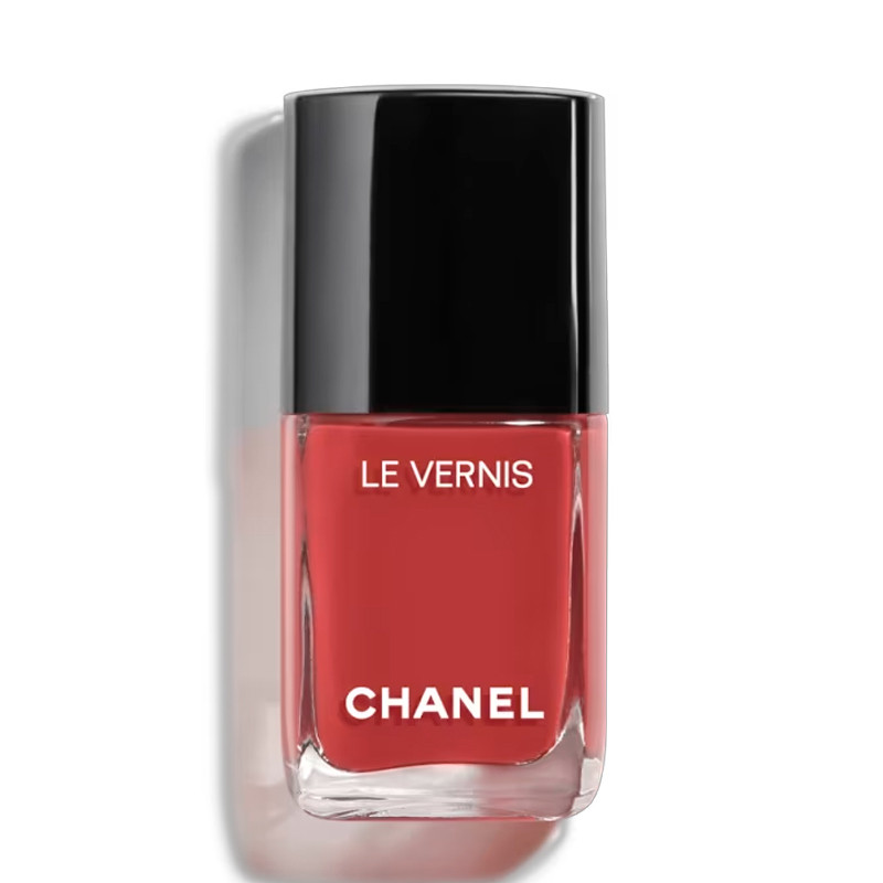 lang-anhaltende-farbe-und-glanz