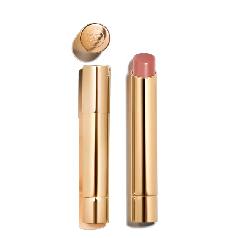 il-rossetto-ad-alta-intensita-concentrato-di-luce-e-trattamento-ricarica