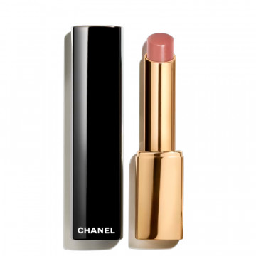 il-rossetto-ad-alta-intensita-concentrato-di-luce-e-trattamento-ricaricabile