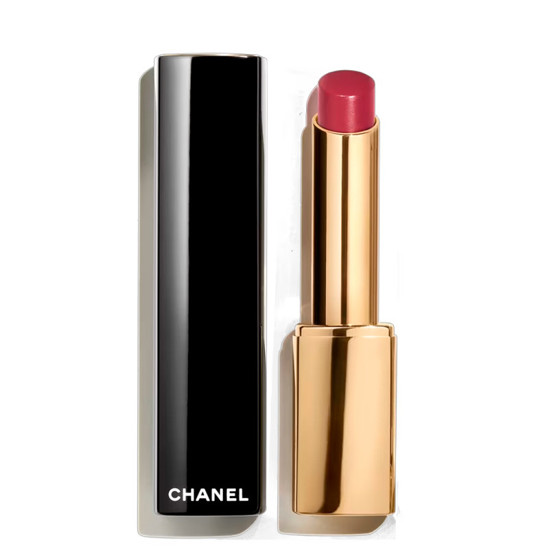 der-hochintensive-lippenstift-licht-und-pflegekonzentrat-wiederaufladbar