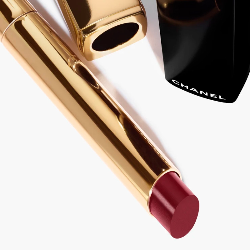 o-batom-de-alta-intensidade-concentrado-de-luz-e-tratamento-recarregavel