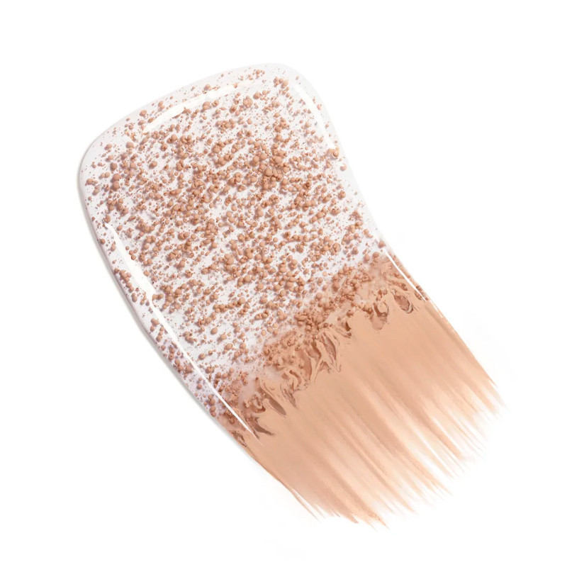 eau-de-maquillage-fraiche-aux-microbulles-de-pigments-effet-peau-nue-effet-visage-naturel-et-lumineux