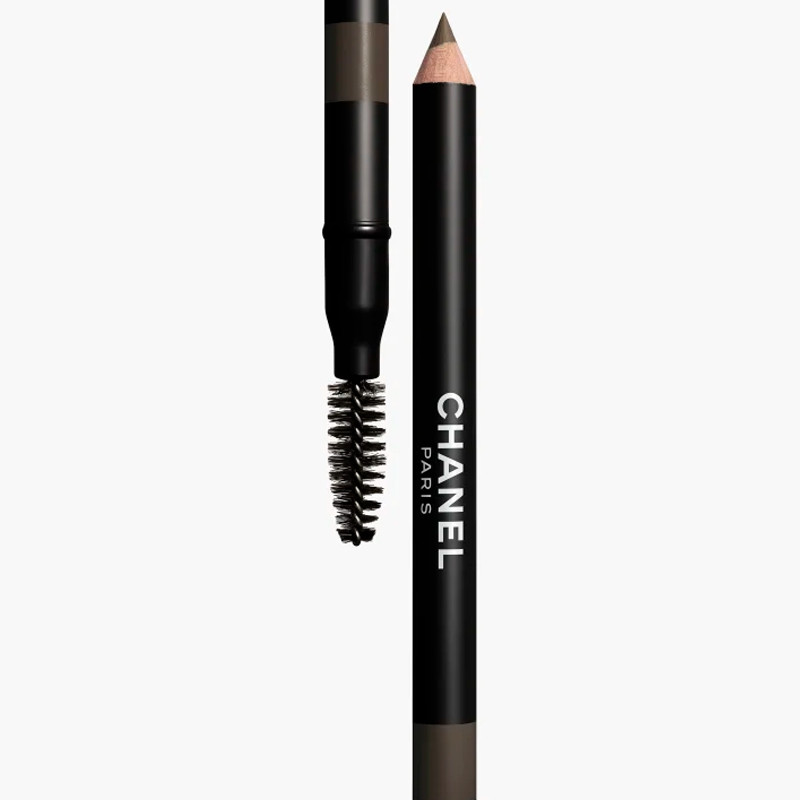 pencil-for-structuring-eyebrows