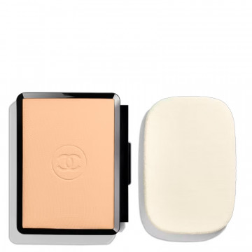 ultracomfortabele-langdurige-compacte-foundation-perfecte-finish