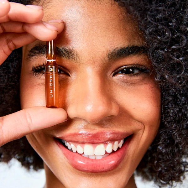 unic30-day-skin-miracle-shot-nachtdetoxbehandeling-voor-het-gezicht