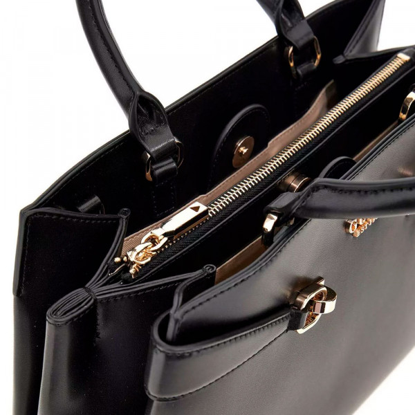 sac-h-lorelei-girlfriend