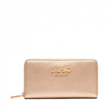 large-zippered-wallet