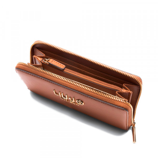 large-zippered-wallet