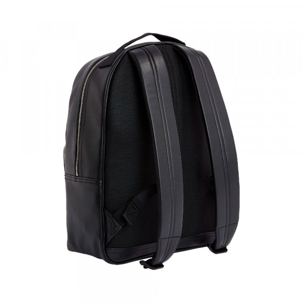 mochila-ub1-mono-logo