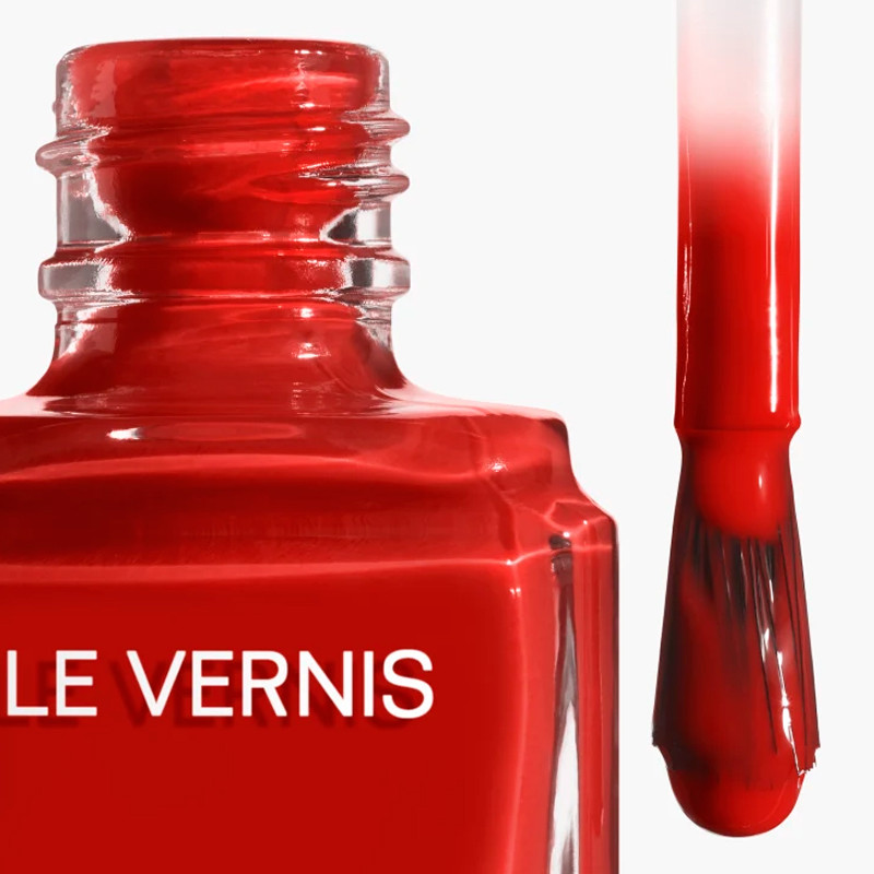 lang-anhaltende-farbe-und-glanz