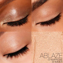 total-seduction-eyeshadow-stick-sombra-de-ojos-en-crema