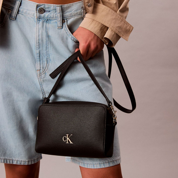 minimal-monogram-bag