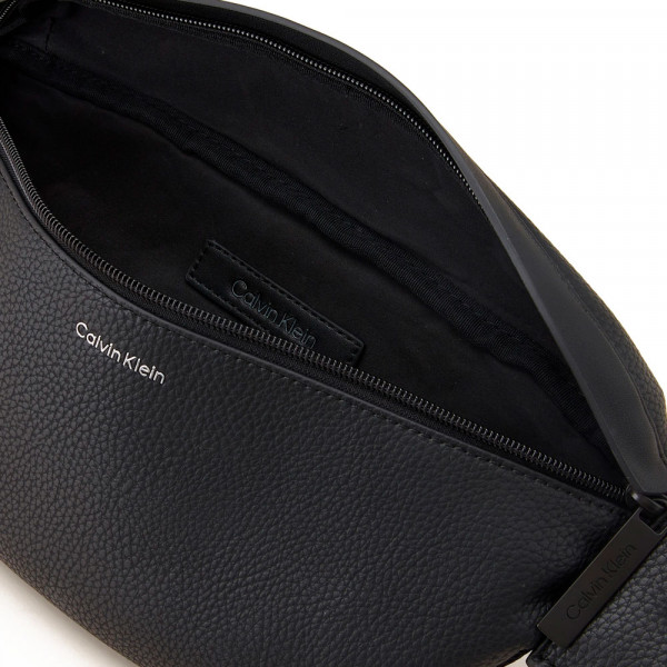 must-waist-fanny-pack