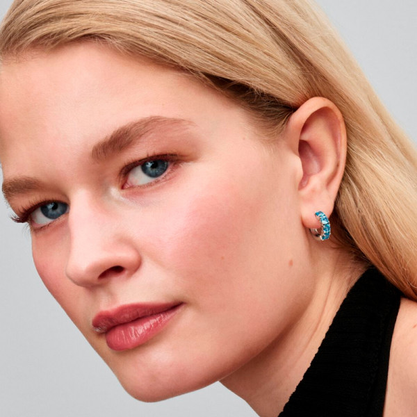 hoop-earrings-293851c01