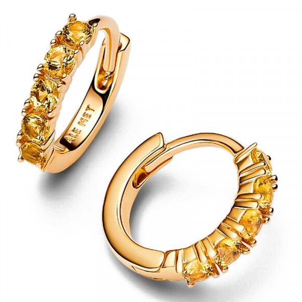 hug-earrings-263849c01