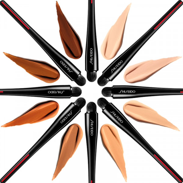 tsutsu-fude-concealer-brush-brocha-de-maquillaje