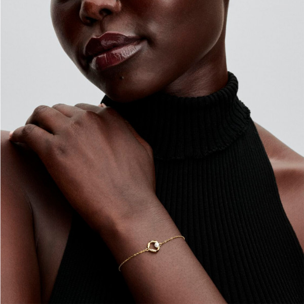 organic-circle-shape-bracelet-563830c01