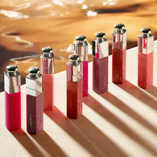 moisturizing-transfer-free-lip-stain-94-naturally-derived-ingredients-long-lasting