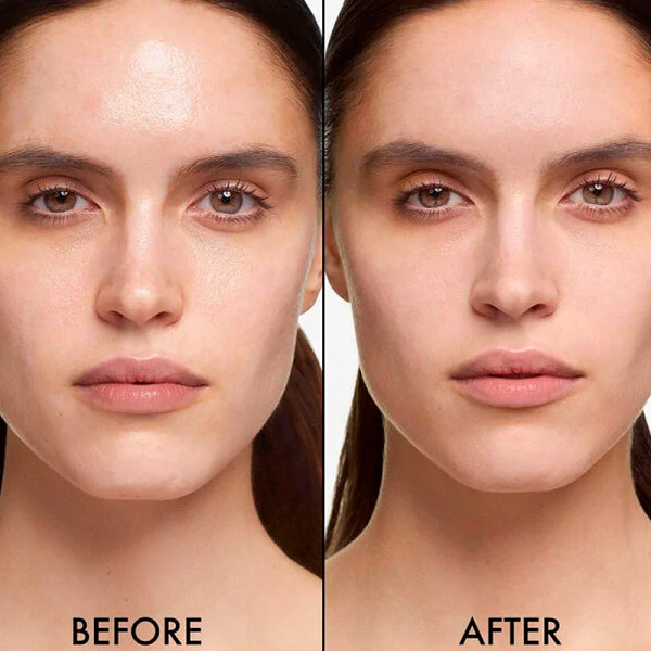 base-de-maquillaje-mate-difuminadora-clean-matificacion-y-confort-24-h-con-extractos-florales