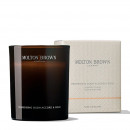 mesmerising-oudh-accord-gold-luxury-candle-aromatisk-hjemmelys