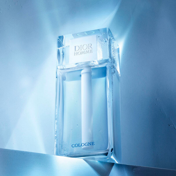 eau-de-cologne-notas-frescas-e-almiscaradas