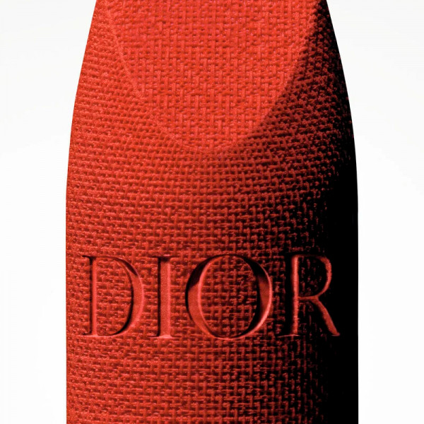barra-de-labios-color-couture-acabados-aterciopelado-tratamiento-floral-hidratante-larga-duracion